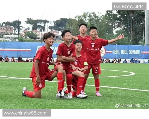 中国足球历史上最具影响力的明星球员盘点与成就分析
